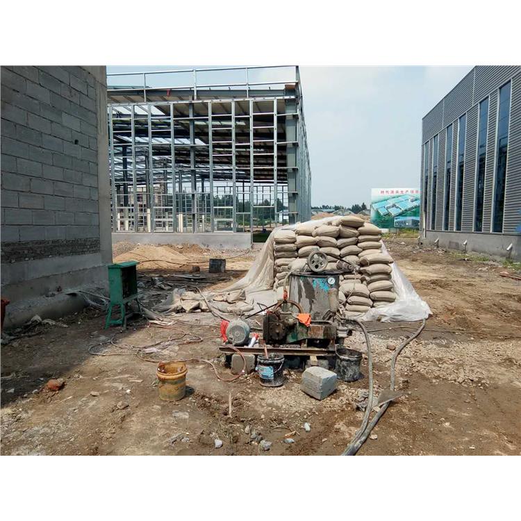 鹤峰地基下沉注浆加固施工